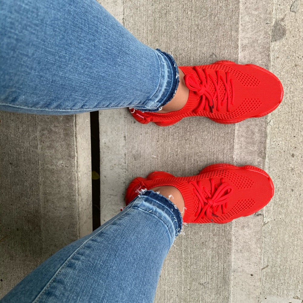 Red sneakers - Picture 4 of 4